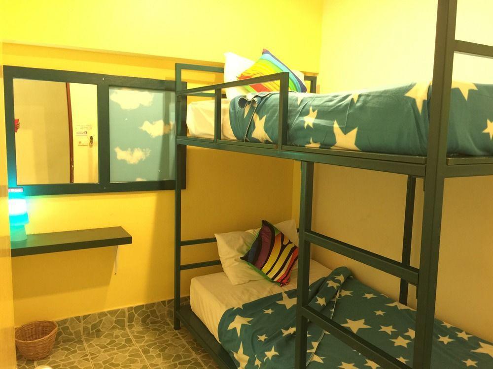 Tid Tarad Hostel HHQ Exterior foto