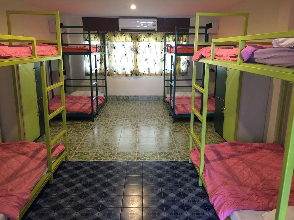 Tid Tarad Hostel HHQ Exterior foto